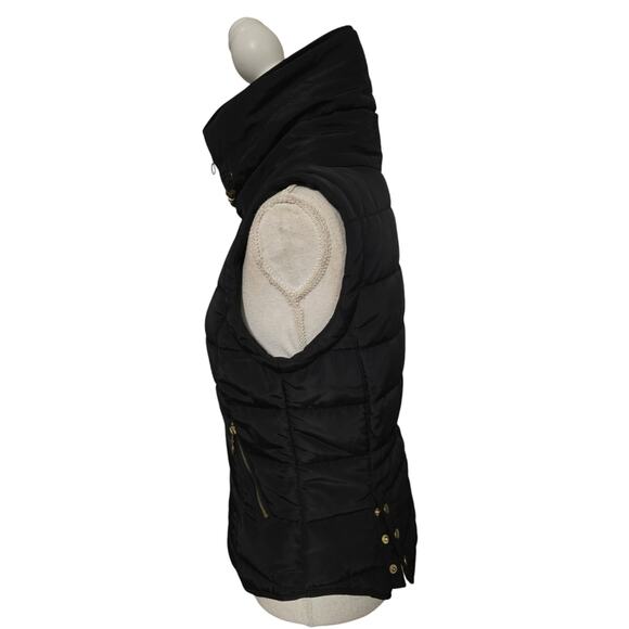 H & M Puffer Vest With Faux Fur Collar - Picture 6 of 9